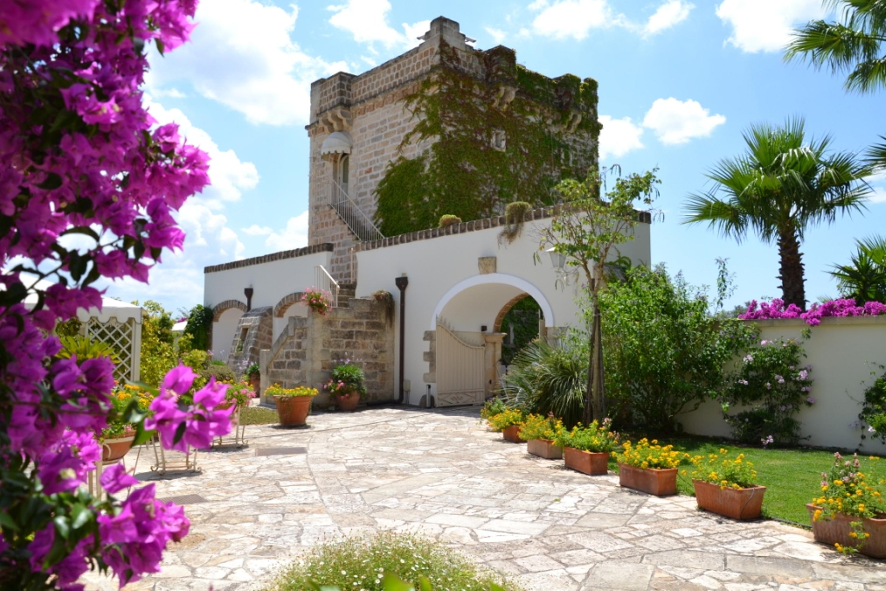Sangiorgio & Hotel Cutrofiano